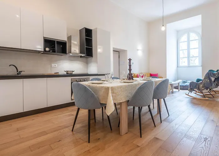 Am6 - Dimora Del Borgo Perúgia